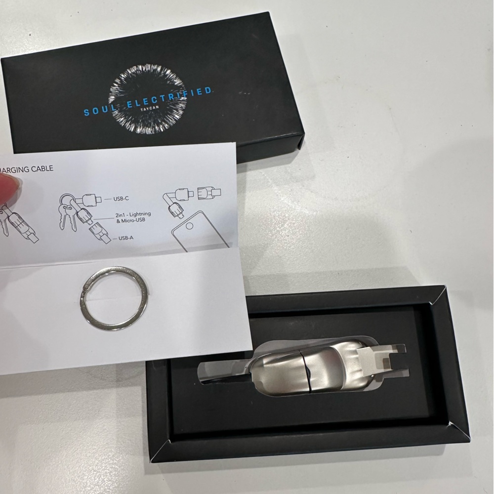 Porsche Design 5 in 1 Charging Cable